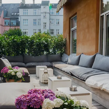 Boutique Hans Отель 4*