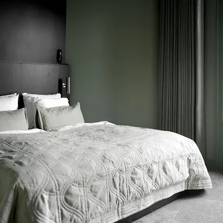 Boutique Hans Hotel 4*
