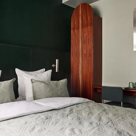 Hotel Boutique Hans 4*