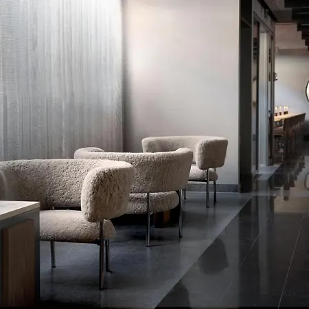 Hotel Boutique Hans 4*