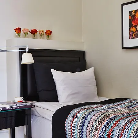Hotel Boutique Hans 4*