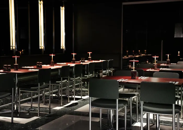 Отель Boutique Hans 4*