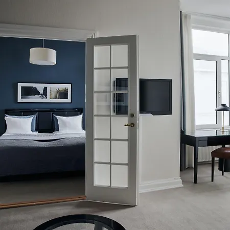 Boutique Hans Hotel 4*
