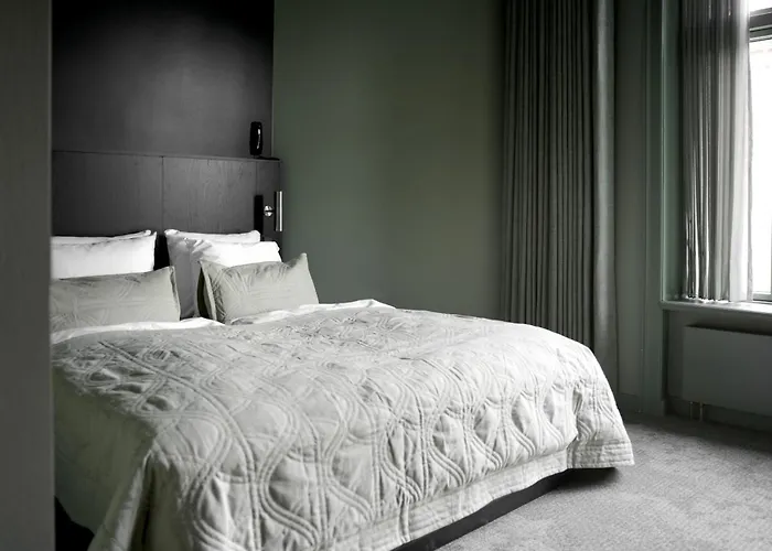 Boutique Hans Hotel 4*