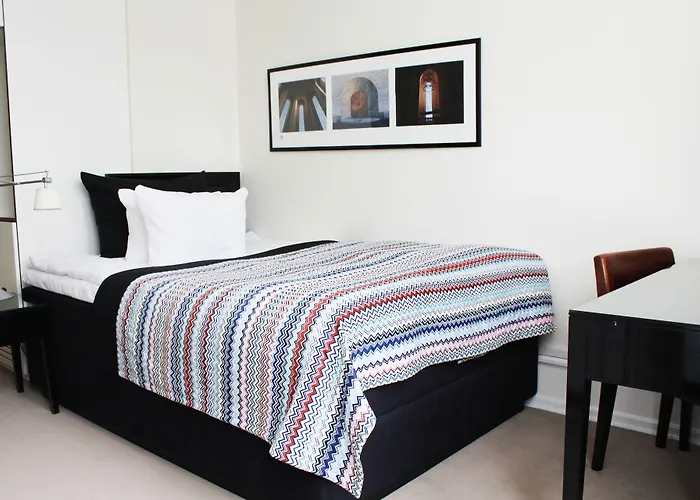 Hotel Boutique Hans 4*